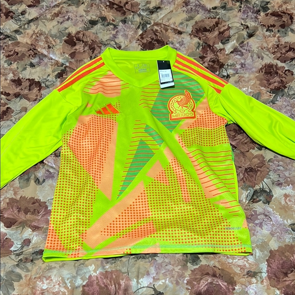 Mexico Soccer Jersey, Brand New! Size Small
